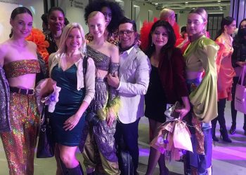 Gran desfile de @palomasuarez.studio donde el color y su estilismo nos ha quedado entre la retina