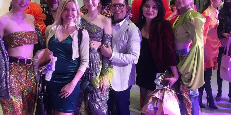 Gran desfile de @palomasuarez.studio donde el color y su estilismo nos ha quedado entre la retina