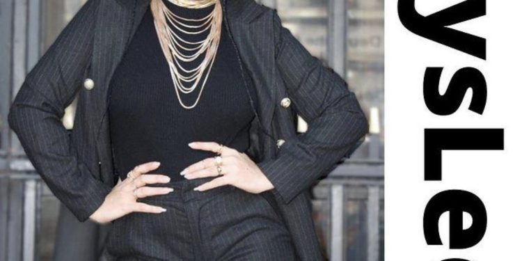 Entrevista con ELLYS LEÓN