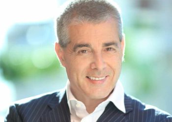 La UNESCO premia la investigación sobre la caña de azúcar del Dr. H.C. Vicent Mahiques Fornés