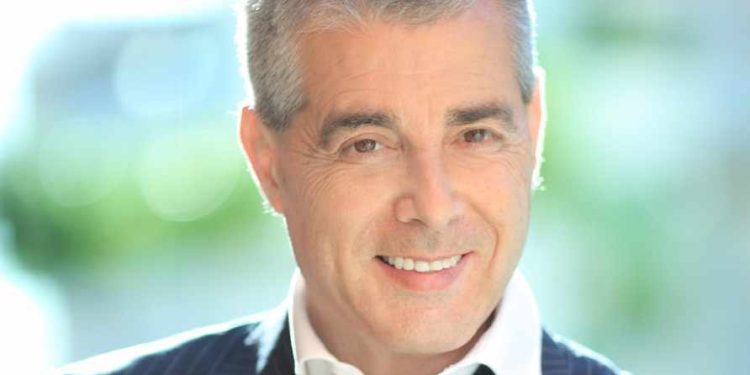 La UNESCO premia la investigación sobre la caña de azúcar del Dr. H.C. Vicent Mahiques Fornés