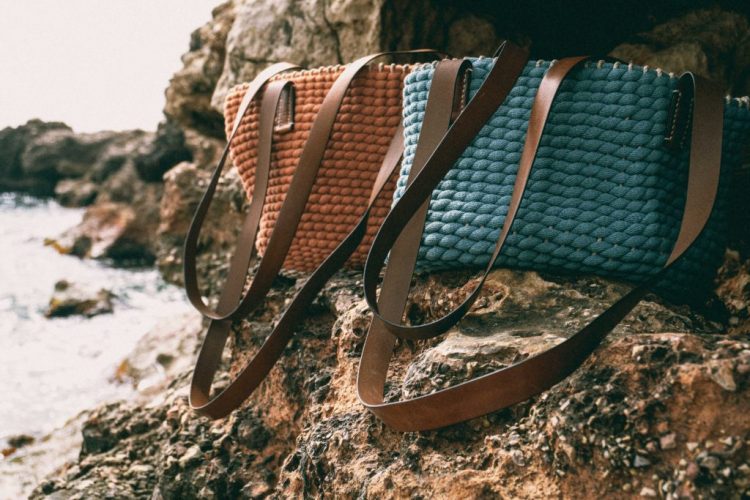 Viajes 2022: ¿Qué necesito realmente meter en mi bolso de playa y piscina?