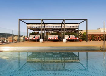 Los mejores planes en Barcelona para una escapada estival de lujo