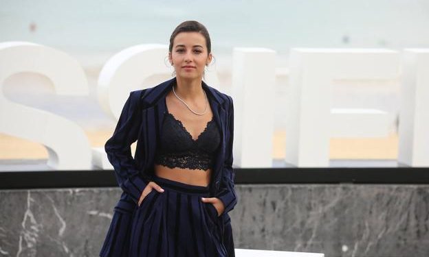 Amaia Aberasturi luce joyas  Lisi Fracchia en SSIFF