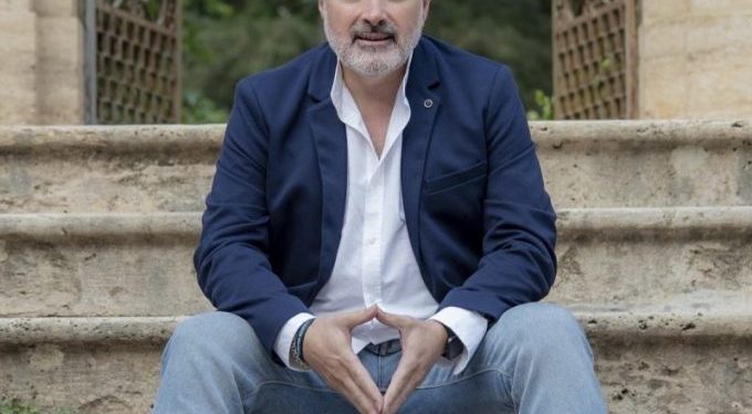 Josep Alías i Almeda, autor de la obra “¿Dónde estás, Irina?