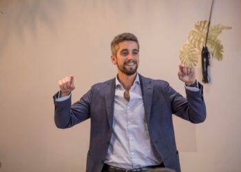 Angel Bascuñana.  Las vueltas de la vida.