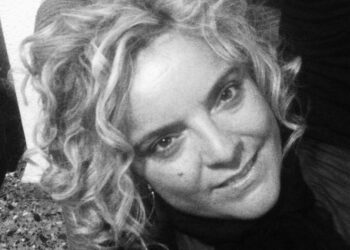 Clara Tena CEO y directora Madrid Magazine en apoyo a los afectados por la DANA en Valencia