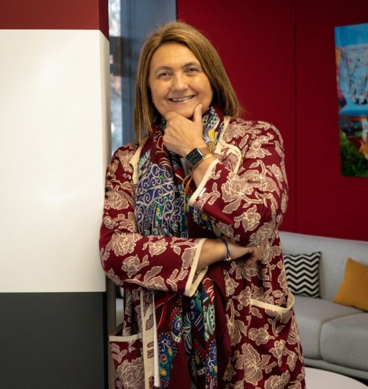 MARÍA DÍAZ DE LA CEBOSA RECIBE EL PREMIO TRAVELERS EN LA FERIA INTERNACIONAL DE TURISMO DE MADRID