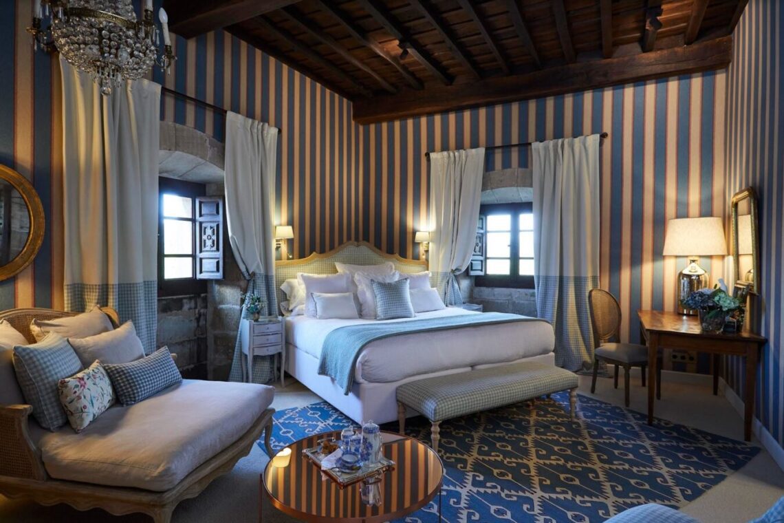 RAZONES PARA VISITAR Y EXPLORAR EL PALACIO DE LA HELGUERA EN FEBRERO