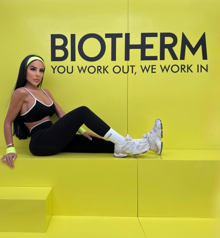 Active wear Contrastline teveo.com - 10 % 𝗗𝗧𝗢 𝗖𝗢𝗗𝗘: 𝗔𝗡𝗡𝗔𝗕𝗥𝗢W